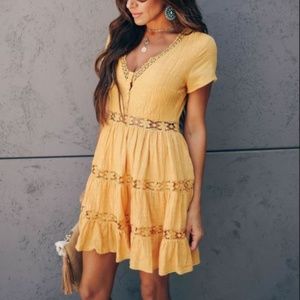 VICI WINNIE CROCHET TIERED BABYDOLL DRESS